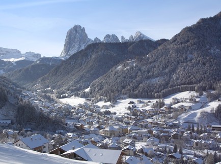 �sim:  val g.jpg
G�r�nt�leme: 2628
B�y�kl�k:  47.6 KB (Kilobyte)